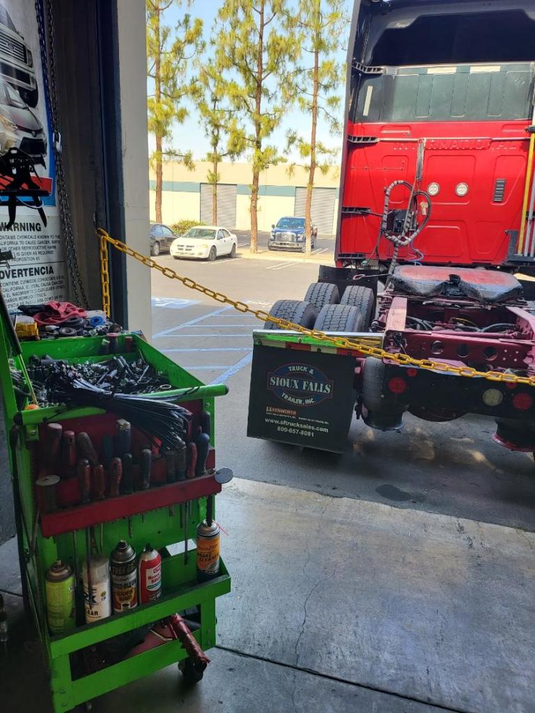 Our Onsite Semi Truck Pre-Purchase Inspection Service helps you get the most out of your potential truck purchase. Whether you’re buying from a dealer or a private seller, we will go over the truck with a fine-tooth comb to ensure you’re getting the best truck for your money. Our inspections cover all aspects of the vehicle and its components, including brakes, tires, frames, suspensions, engines, and more. Our technicians will provide an in-depth report with photos and a summary of the inspection results. Our goal is to give you the confidence to decide to purchase your semi-truck. With our Onsite Semi Truck Pre-Purchase Inspection Service, you can be sure you are getting a great deal.